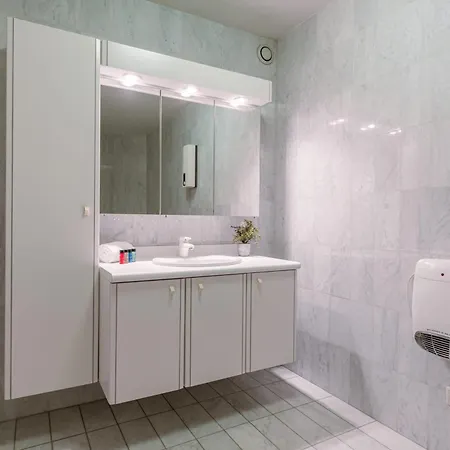 Huswell - Spacious & Modern Sea View With Garage 아파트 *