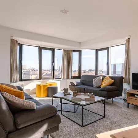Huswell - Spacious & Modern Sea View With Garage * 오스텐드