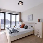 Huswell - Spacious & Modern Sea View With Garage * Oostende