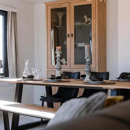 Appartement Huswell - Spacious & Modern Sea View With Garage